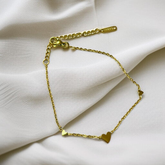Golden Hearts – Dainty Love Chain Bracelet
