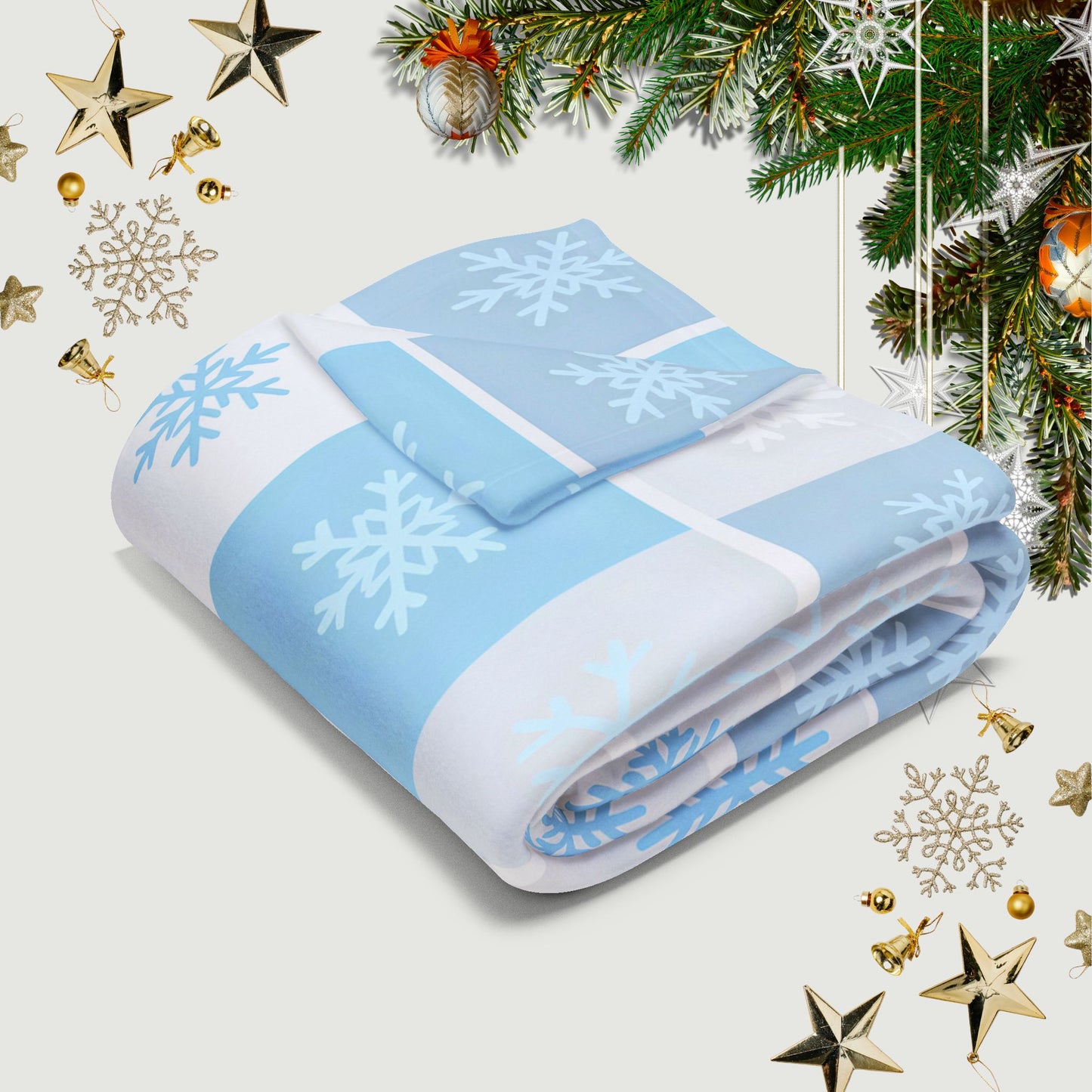 Cozy Winter Fleece Blanket - Snowflake Pattern, Perfect for Cold Nights, Home Decor, Gift for Him/Her, Holiday Blanket, Snuggle Up!