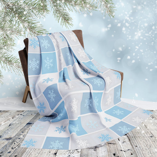 Cozy Winter Fleece Blanket - Snowflake Pattern, Perfect for Cold Nights, Home Decor, Gift for Him/Her, Holiday Blanket, Snuggle Up!