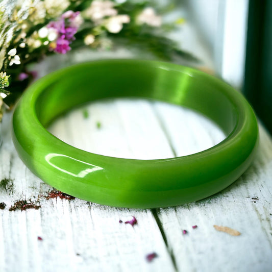 Cat Eye Jade Bangle Bracelet | Crystal Bangle | Sakura Bracelet | Elegant Wristwear | Gift for Her | Crystal Bracelet for Women