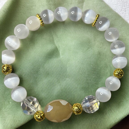 8mm Selenite & Faceted Agate, Bead Bracelet Round Crystals (Premium Grade Stretch Gemstone Bracelet, Selenite Crystal Bracelet) Gift for her