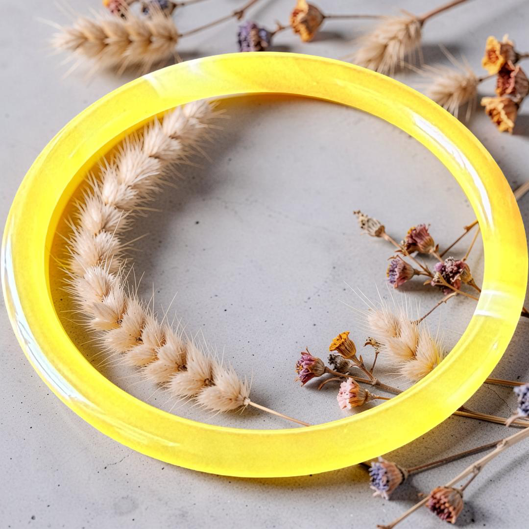 Vivid Honey Agate Bangle Bracelet