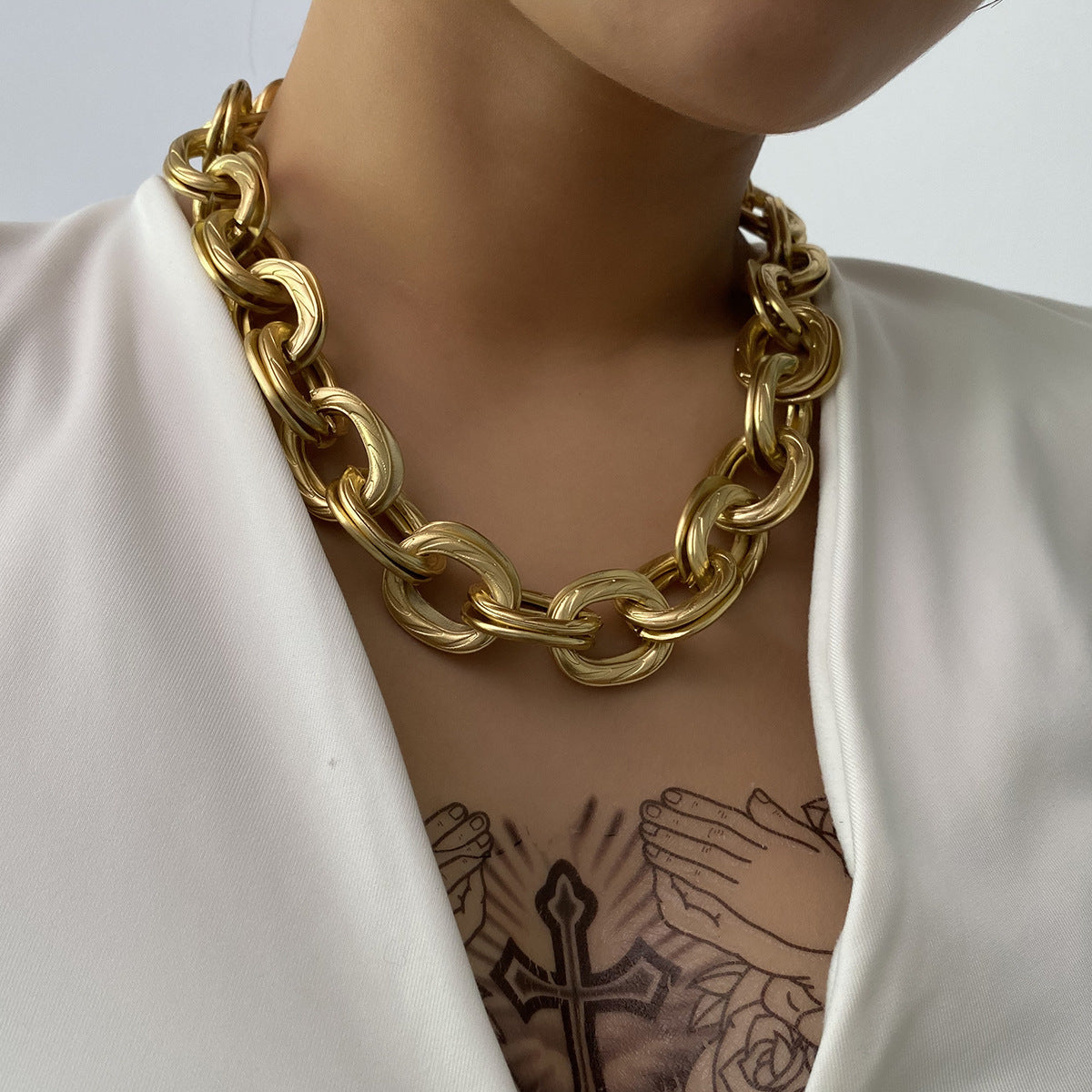 Fashion Domineering Chunky Necklace Men And Women