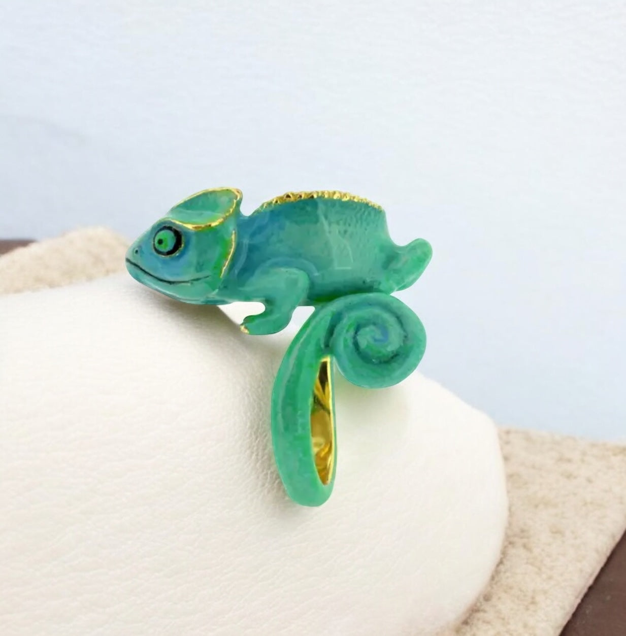 Color Me Charmed – Chameleon Wrap Ring