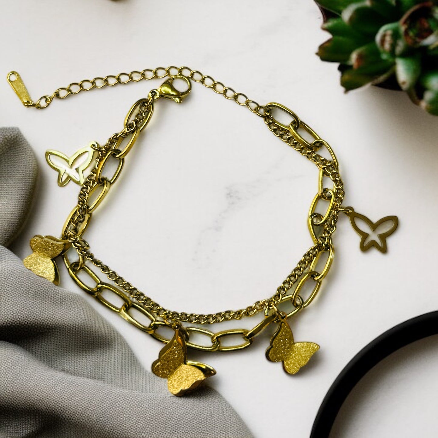 Golden Flutter – Butterfly Charm Chain Bracelet