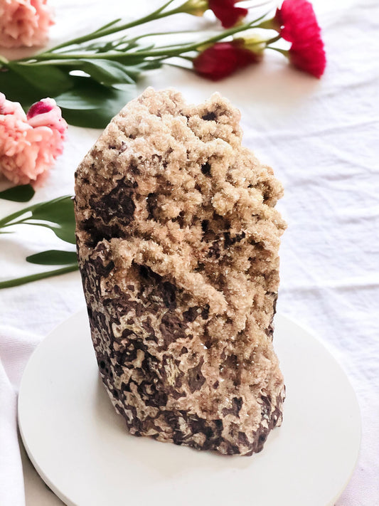 Crystalline Crunch Delight - Natural Calcite Crystal Cluster for Healing, Energy Cleansing, Home Decor, and Meditation