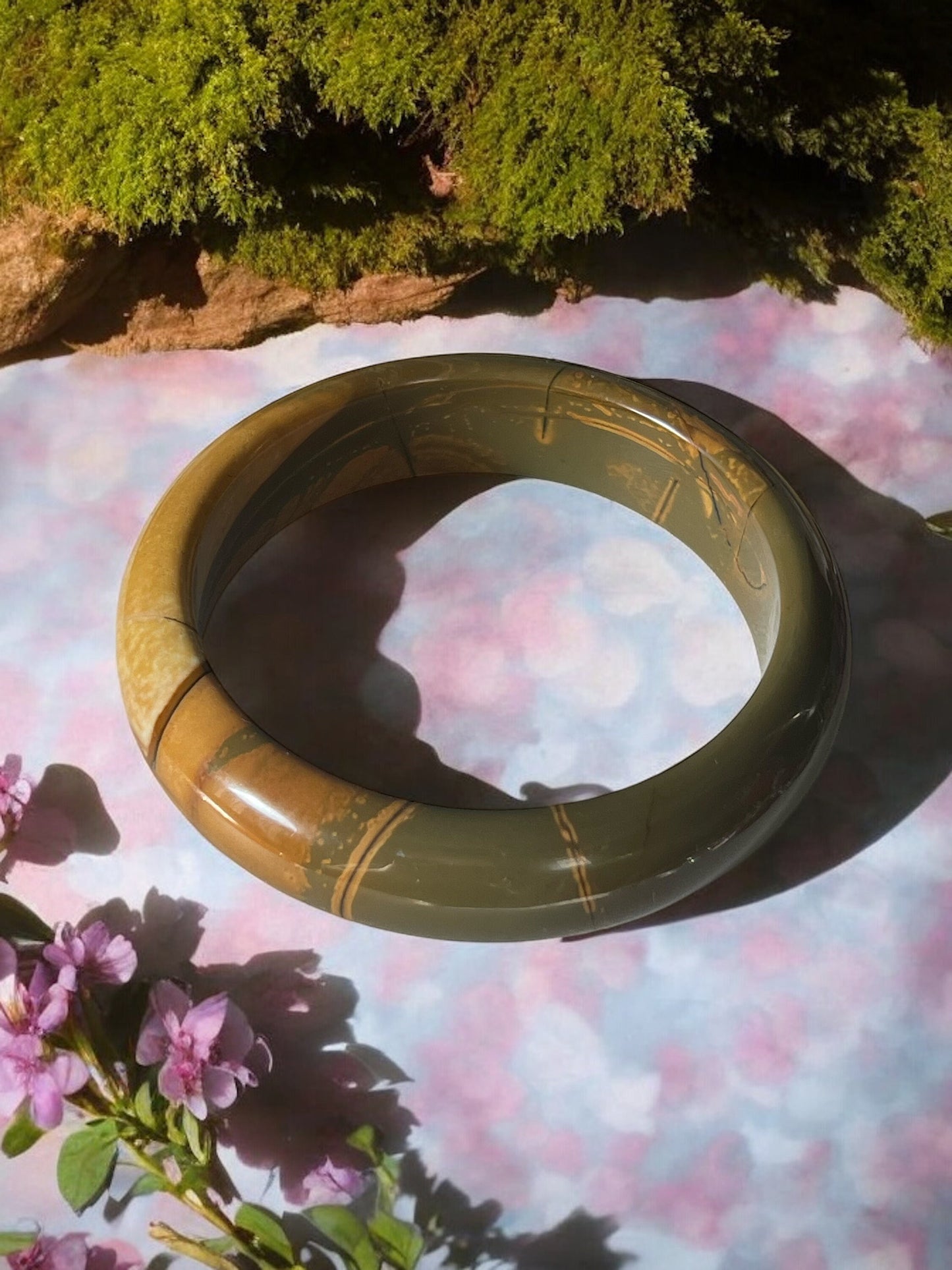 Gobi Three-Color Agate Bangle: Chalcedony Crystal Bracelet (61.2mm)