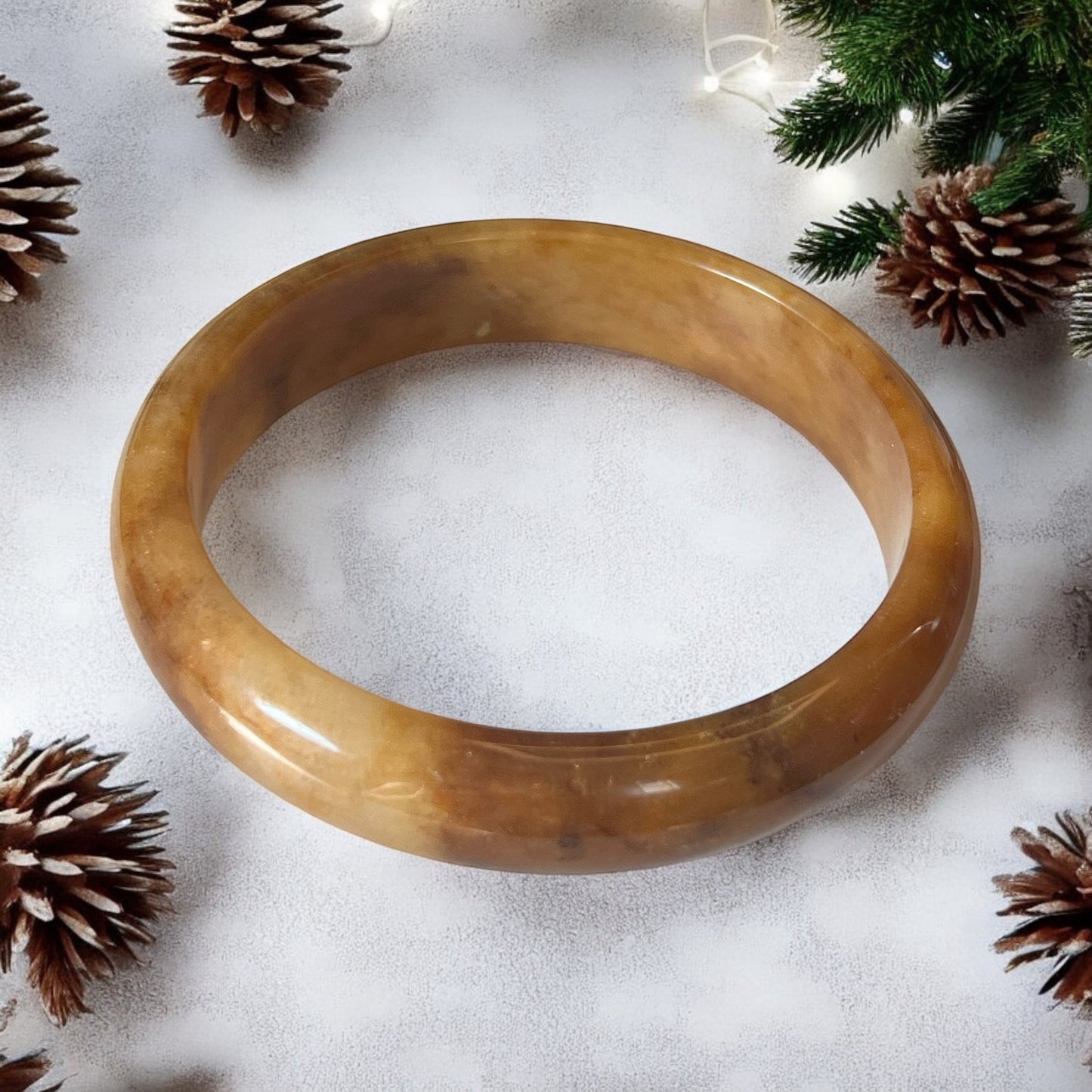 Vintage Butterscotch Swirl Bakelite Bangle Bracelet (64.1mm/7 Inch Wrist)